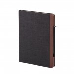 Блокнот 160л, 215х158мм, линейка, с ручкой в магнитном пенале, Rpet-обложка, кремовый блок (Wownote)