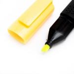 Маркер-текстовыделитель "Line", клиновидный наконечник, желтый, 1-4мм (Alingar)